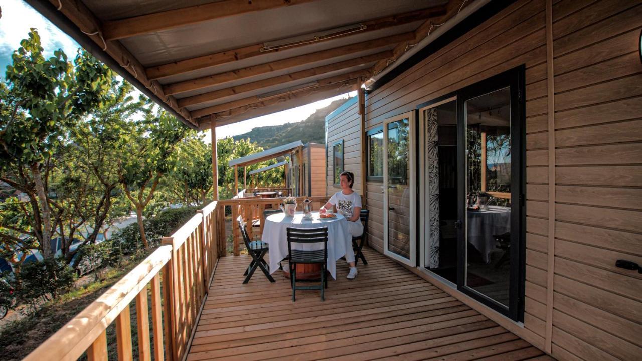 Camping Bungalow Serra De Prades Resort Vilanova de Prades Екстериор снимка