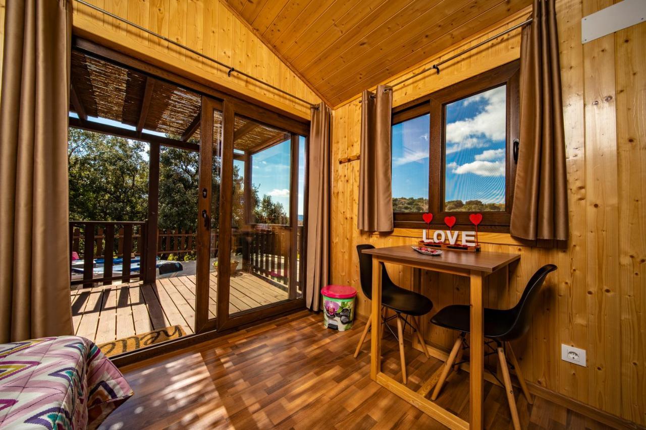 Camping Bungalow Serra De Prades Resort Vilanova de Prades Екстериор снимка