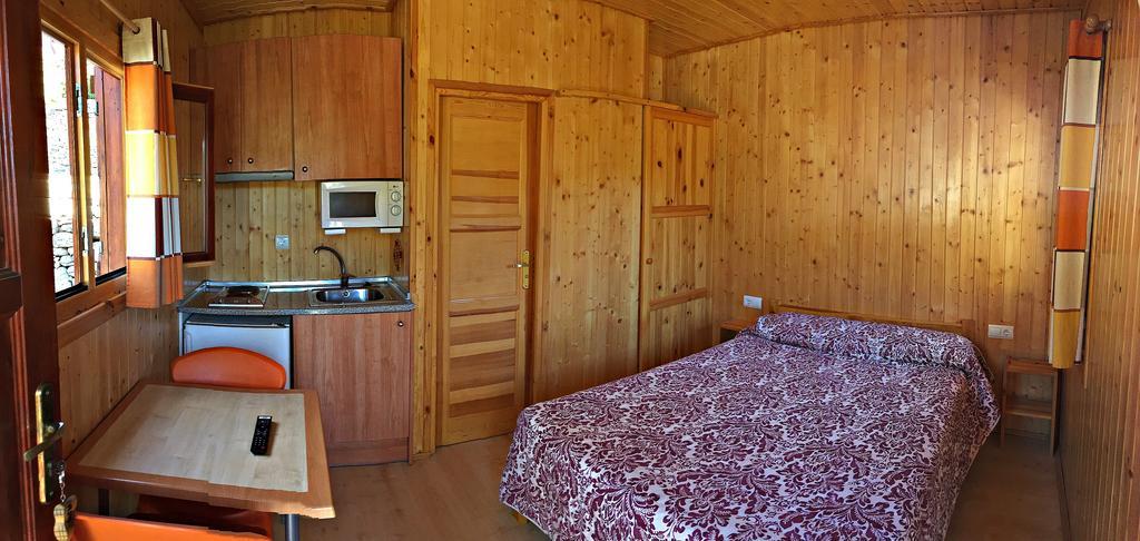 Camping Bungalow Serra De Prades Resort Vilanova de Prades Екстериор снимка
