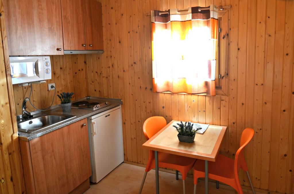 Camping Bungalow Serra De Prades Resort Vilanova de Prades Екстериор снимка