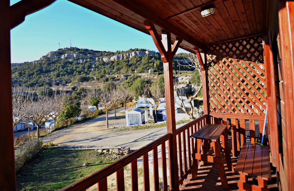 Camping Bungalow Serra De Prades Resort Vilanova de Prades Екстериор снимка